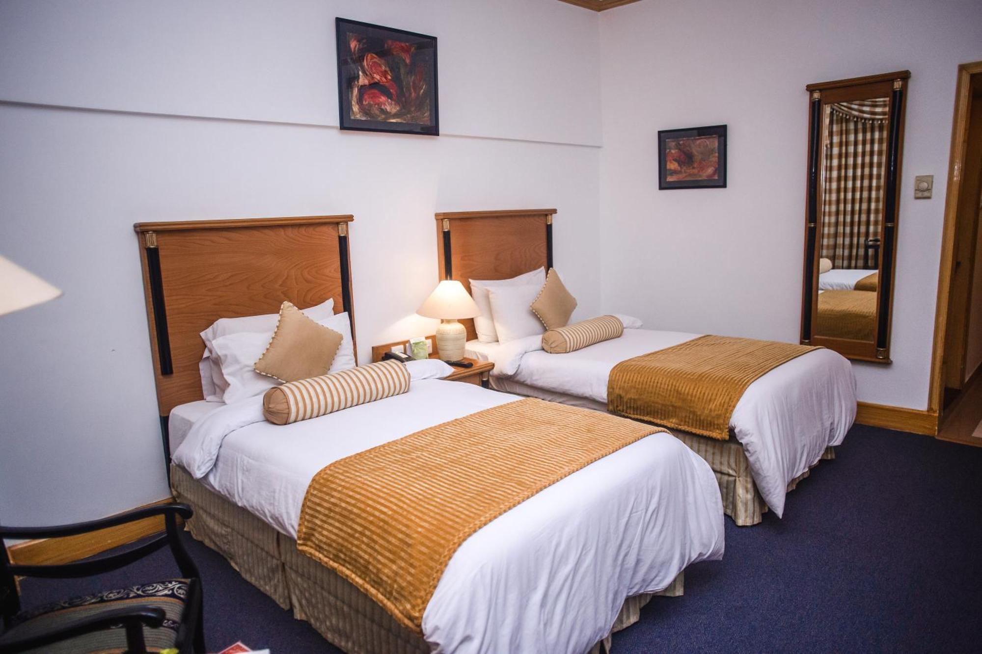 Mehran Hotel Karachi Extérieur photo