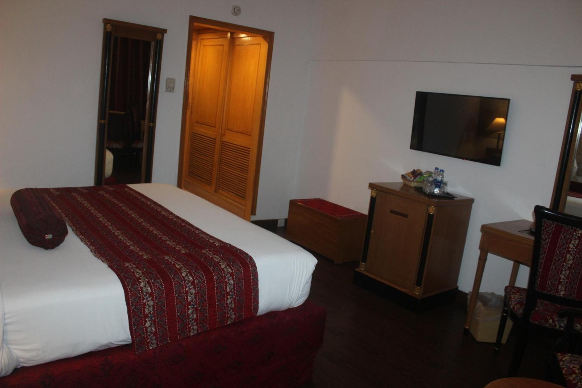 Mehran Hotel Karachi Extérieur photo