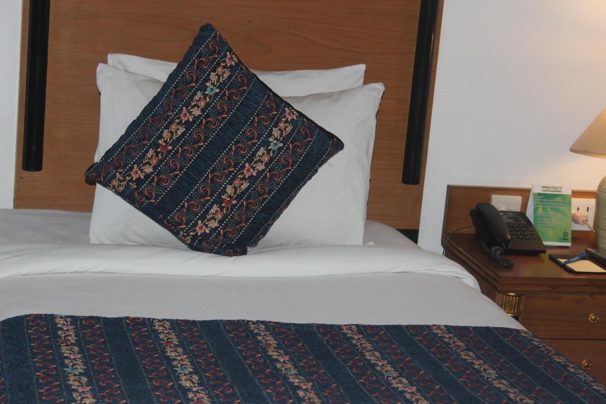 Mehran Hotel Karachi Extérieur photo