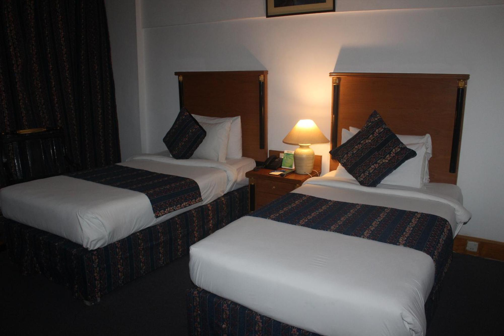 Mehran Hotel Karachi Extérieur photo