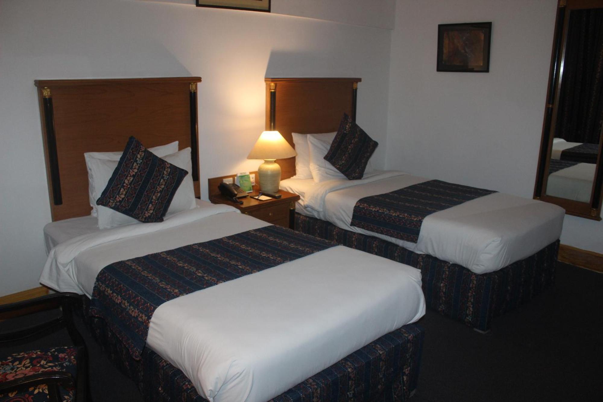 Mehran Hotel Karachi Extérieur photo